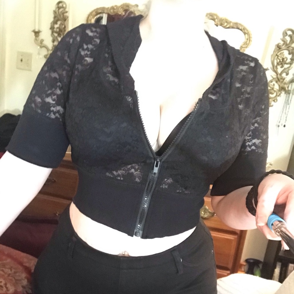 Sexy Gothic Black Lace Shrug Jacket